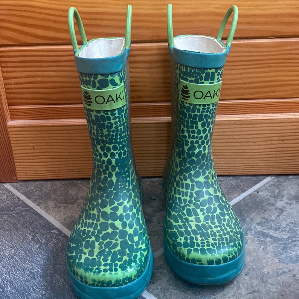 Rubber boots